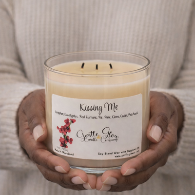 3 Wick Candle Kissing Me